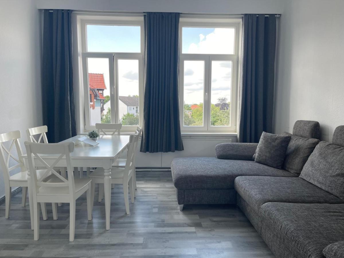 Moderne 4 Zimmer Apartment Mit Bergblick Stadtzentrum Contactless Check-In Gehrden (Lower-Saxony) Exterior foto