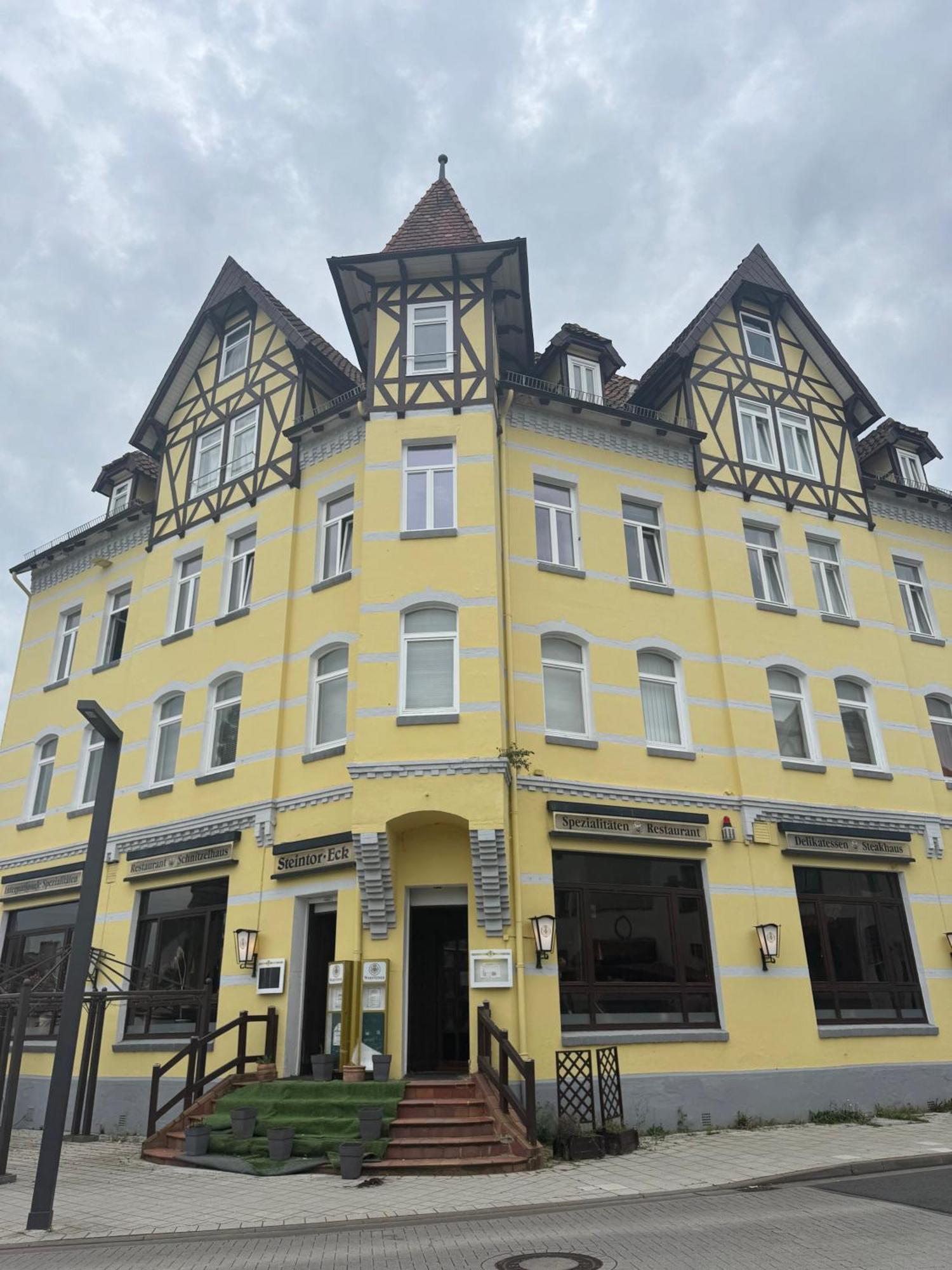 Moderne 4 Zimmer Apartment Mit Bergblick Stadtzentrum Contactless Check-In Gehrden (Lower-Saxony) Exterior foto