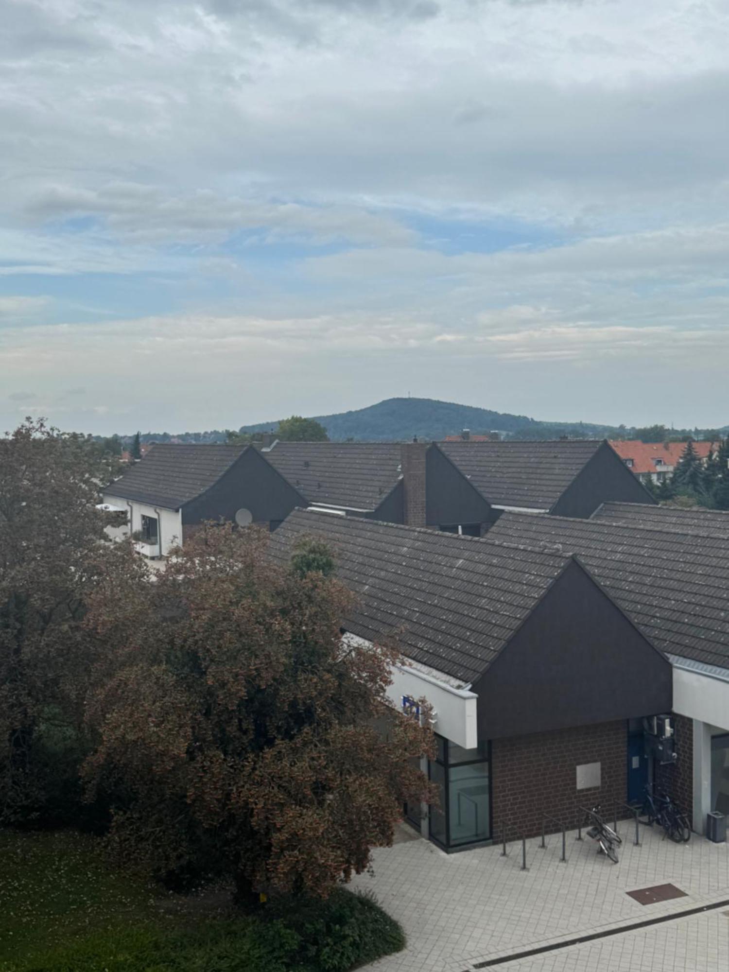 Moderne 4 Zimmer Apartment Mit Bergblick Stadtzentrum Contactless Check-In Gehrden (Lower-Saxony) Exterior foto