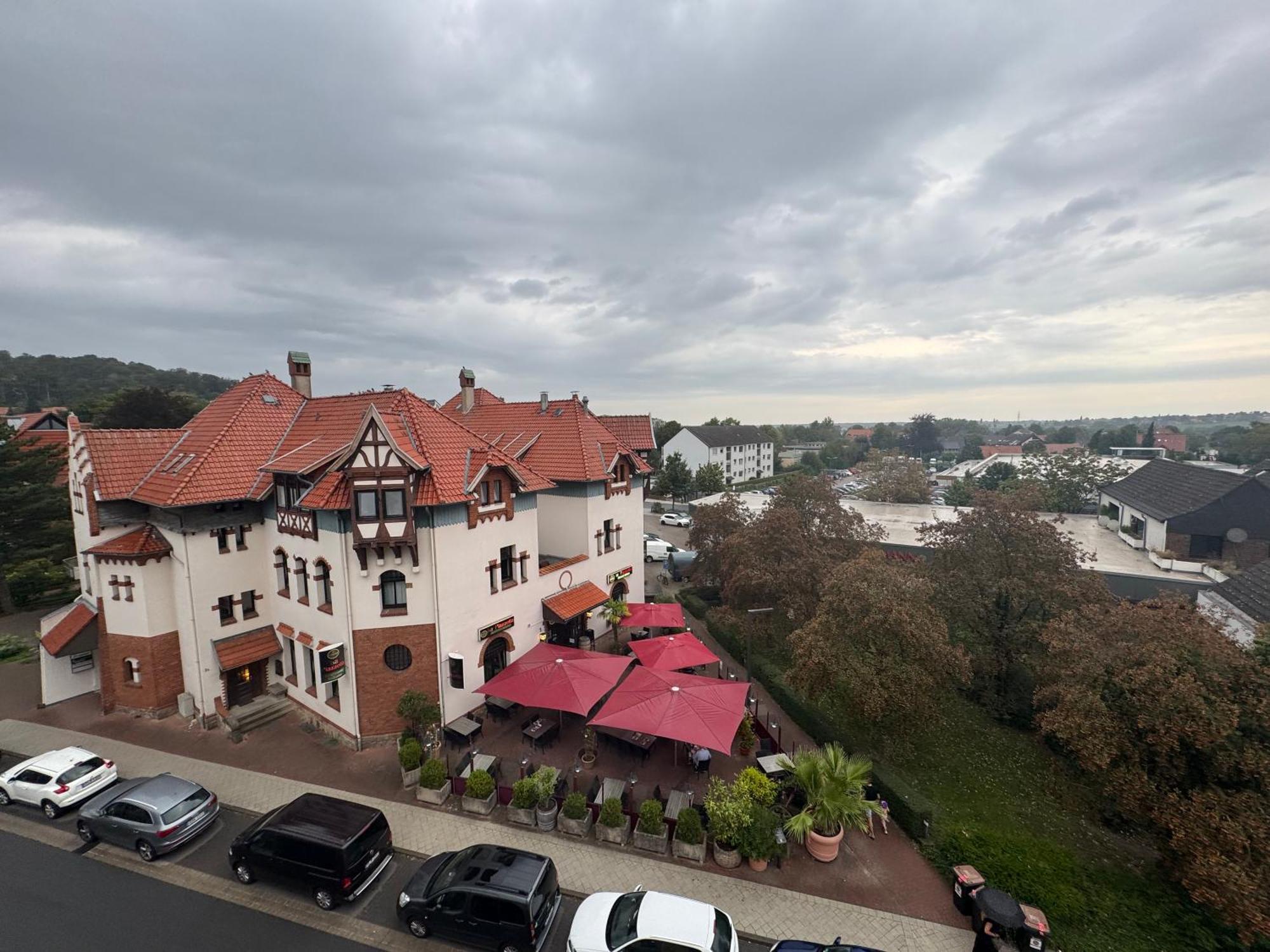 Moderne 4 Zimmer Apartment Mit Bergblick Stadtzentrum Contactless Check-In Gehrden (Lower-Saxony) Exterior foto