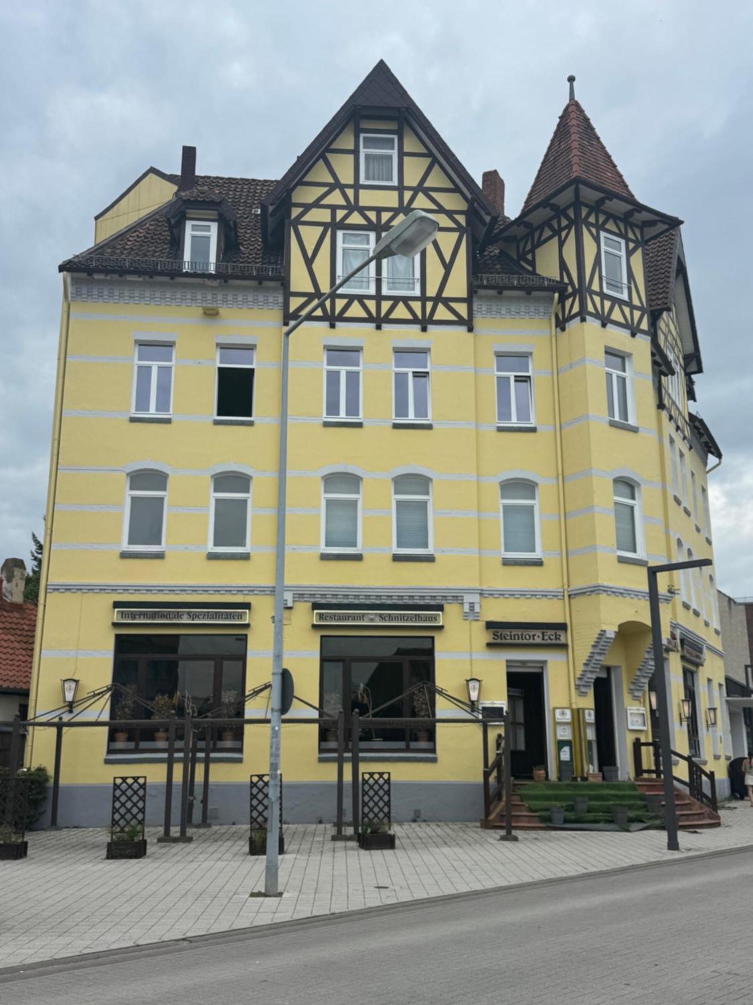 Moderne 4 Zimmer Apartment Mit Bergblick Stadtzentrum Contactless Check-In Gehrden (Lower-Saxony) Exterior foto