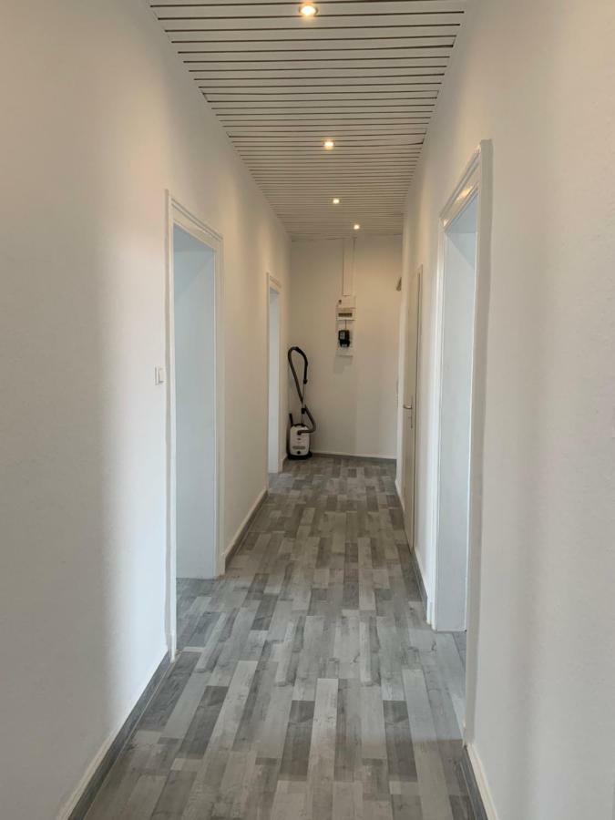 Moderne 4 Zimmer Apartment Mit Bergblick Stadtzentrum Contactless Check-In Gehrden (Lower-Saxony) Exterior foto
